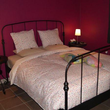 Fleurs-Sauvages Bed & Breakfast Hebronval Oda fotoğraf