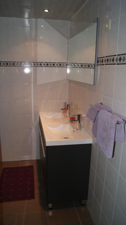 Fleurs-Sauvages Bed & Breakfast Hebronval Oda fotoğraf