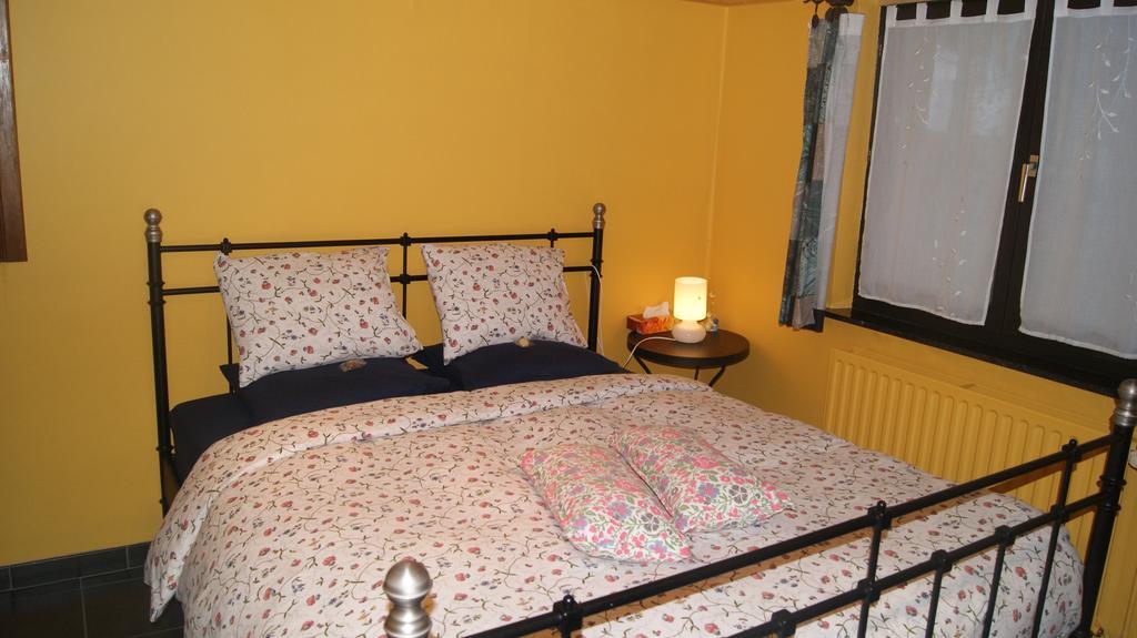 Fleurs-Sauvages Bed & Breakfast Hebronval Oda fotoğraf